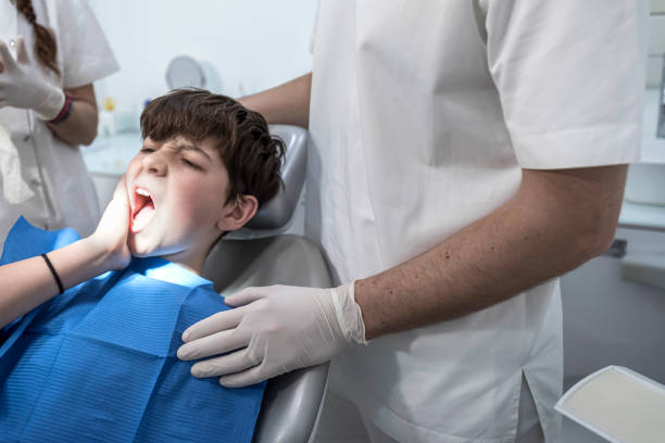 Best Emergency Gum Pain Relief  in La Crosse, WI