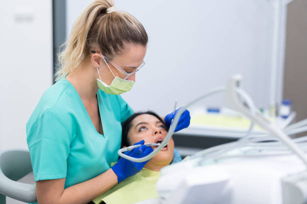 Best Cracked Tooth Emergency Dentist  in La Crosse, WI